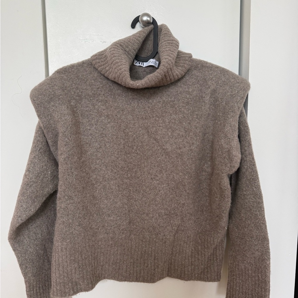 Cozy Grey/Brown Turtleneck Sweater